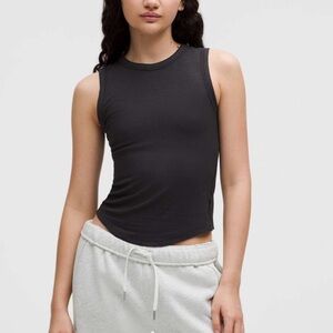 Lululemon Hold Tight Crewneck Tank Top *Waist Length Black size 12